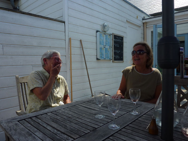 d_anne_gigi_20100627_141352