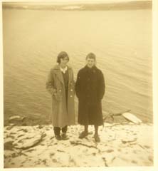 1956_usa_trip_gigi_and_rome_ny