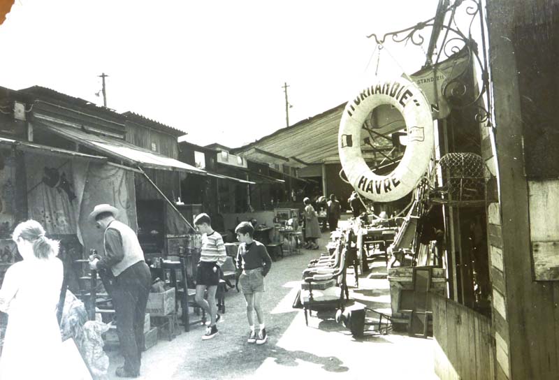 1955_puces_07