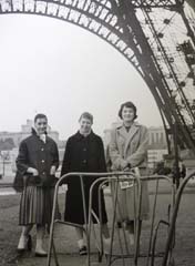 1958_gigi_friends_sm